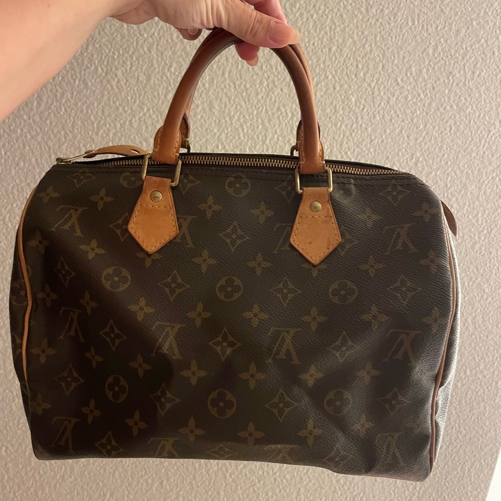 Louis Vuitton Speedy Bag 30- LV Monogram